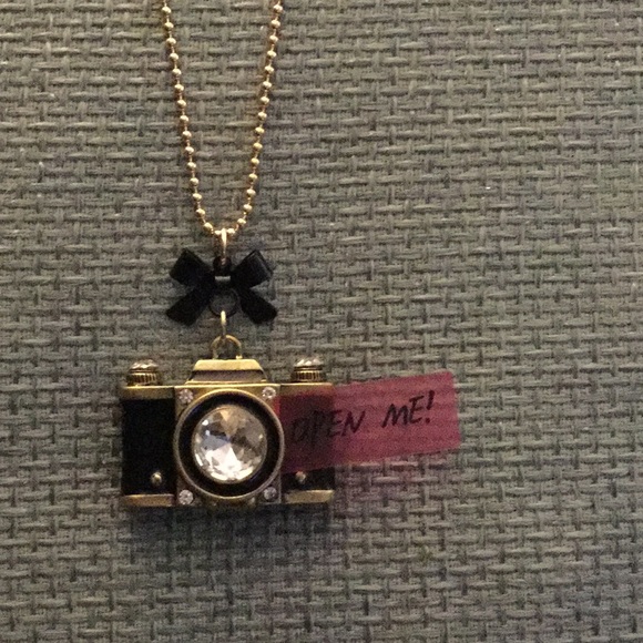Betsey Johnson Jewelry - NWT Betsey Johnson long camera pendant.